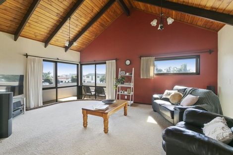 Photo of property in 72a Dickson Road, Papamoa Beach, Papamoa, 3118