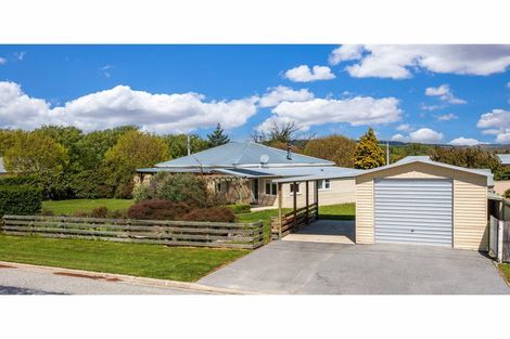 Photo of property in 51 Leask Street, Omakau, 9376