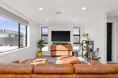 Photo of property in 44a Trinity Crescent, Pirimai, Napier, 4112