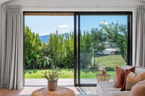 Photo of property in 7 Torridon Court, Jacks Point, Queenstown, 9371