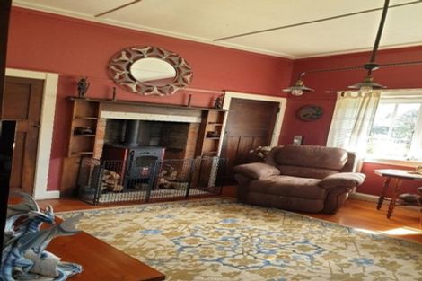 Photo of property in 21 Egmont Street, Patea, 4520