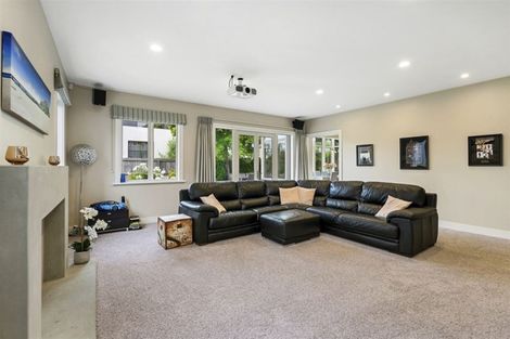 Photo of property in 63 Hinau Street, Fendalton, Christchurch, 8041