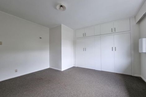 Photo of property in 5a Randwick Road, Northland, Wellington, 6012