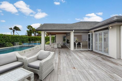 Photo of property in 3 Armstrong Way, Waiuku, 2123