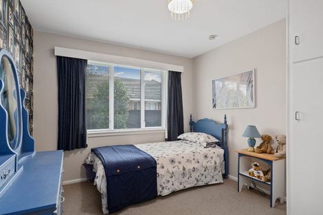 Photo of property in 69 Gregan Crescent, Burnside, Christchurch, 8053