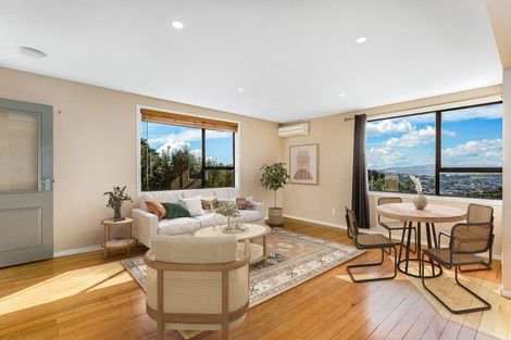 Photo of property in 26 Pikarere Street, Titahi Bay, Porirua, 5022