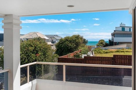 Photo of property in 6a Sunbrae Grove, Mount Maunganui, 3116