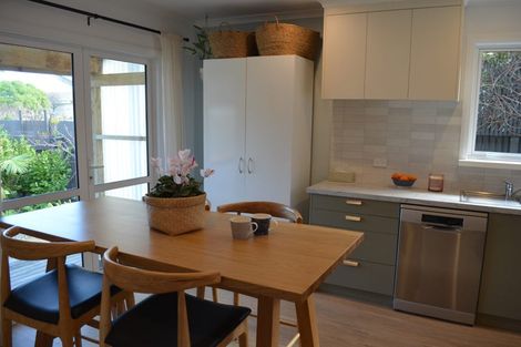 Photo of property in 137 Cornfoot Street, Castlecliff, Whanganui, 4501