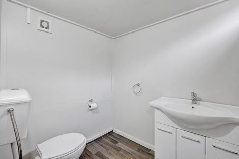 Photo of property in 66 Camberwell Road, Hawera, 4610