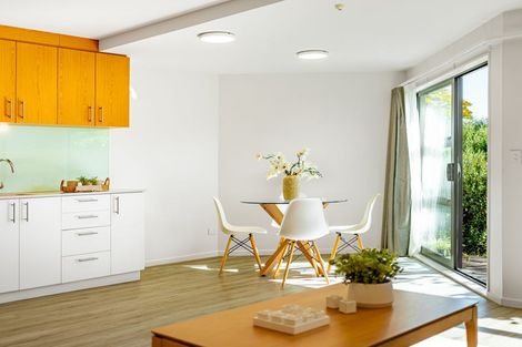 Photo of property in 2/69 Suva Street, Upper Riccarton, Christchurch, 8041