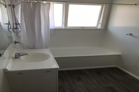 Photo of property in 2/15 Bowen Street, Upper Riccarton, Christchurch, 8041