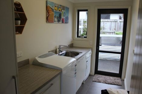 Photo of property in 41 Severn Street, Green Island, Dunedin, 9018