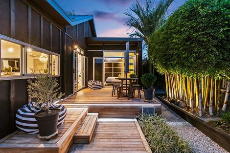 Photo of property in 44 Livingstone Street, Westmere, Auckland, 1022