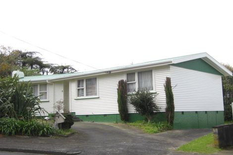 Photo of property in 8 Whitby Place, Westown, New Plymouth, 4310