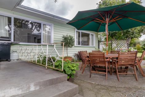 Photo of property in 21 Lipscombe Crescent, Havelock North, 4130