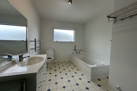 Photo of property in 4 Castaway Place, Gulf Harbour, Whangaparaoa, 0930