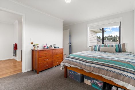 Photo of property in 6 Mitre Way, Solway, Masterton, 5810