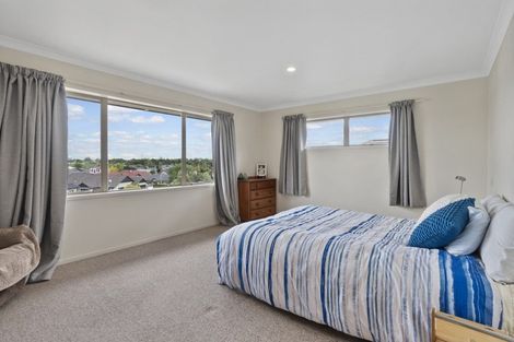 Photo of property in 104 Rototuna Road, Rototuna, Hamilton, 3210