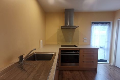 Photo of property in 16 Gladson Avenue, Sockburn, Christchurch, 8042