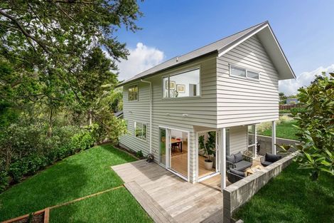 Photo of property in 55 Tui Glen Road, Birkenhead, Auckland, 0626
