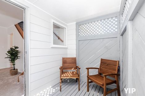 Photo of property in 12 Maraval Crescent, Grenada Village, Wellington, 6037