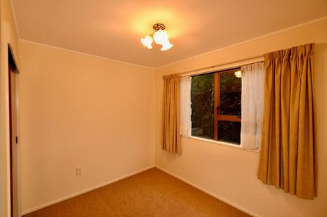 Photo of property in 16 Wilson Grove, Normandale, Lower Hutt, 5010