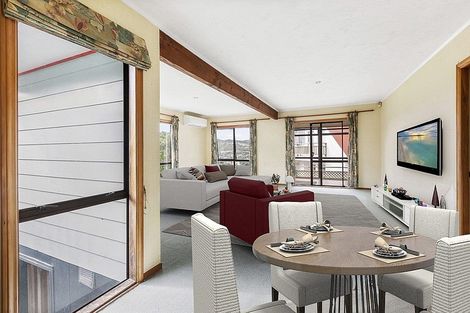 Photo of property in 113 Percy Dyett Drive, Karori, Wellington, 6012