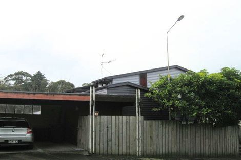 Photo of property in 26 Enfield Road, Hospital Hill, Napier, 4110