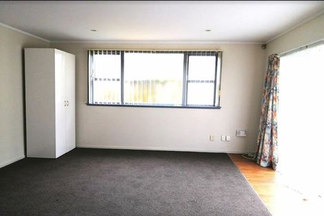 Photo of property in 13 Tiraumea Drive, Pakuranga, Auckland, 2010