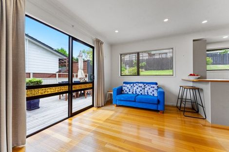 Photo of property in 81 Kennedy Avenue, Forrest Hill, Auckland, 0620