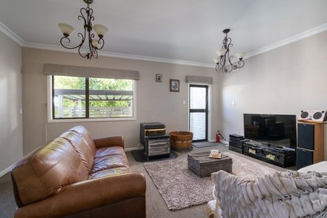 Photo of property in 36 Hawai Street, Two Mile Bay, Taupo, 3330