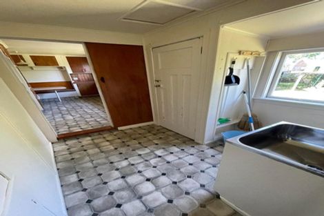 Photo of property in 84 Island Bay Road, Beach Haven, Auckland, 0626