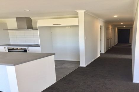 Photo of property in 95 Hills View Drive, Papamoa, 3118