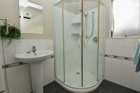 Photo of property in 10a Deller Drive, Carterton, 5713