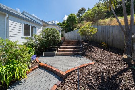 Photo of property in 50a Ashton Fitchett Drive, Brooklyn, Wellington, 6021