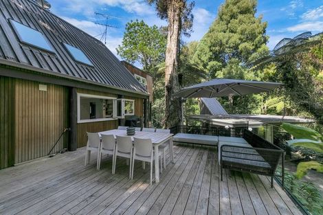 Photo of property in 186c Woodlands Park Road, Titirangi, Auckland, 0604