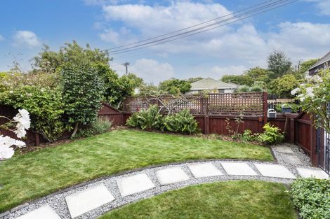 Photo of property in 1/5 Coles Place, St Albans, Christchurch, 8014
