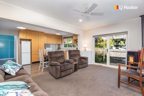 Photo of property in 290 Gladstone Road North, Mosgiel, 9092