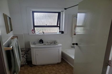 Photo of property in 21 Wrantage Street, Westown, New Plymouth, 4310