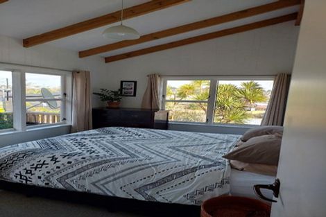 Photo of property in 10 Rawhiti Road, Manly, Whangaparaoa, 0930