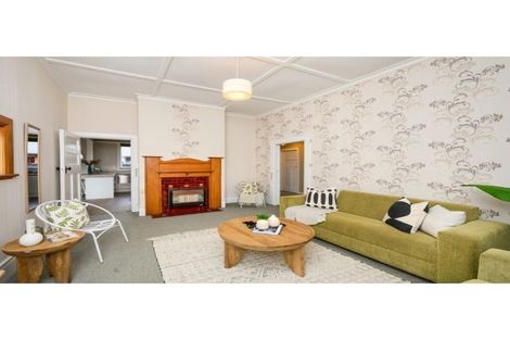 Photo of property in 70 Chelwood Street, Takaro, Palmerston North, 4412