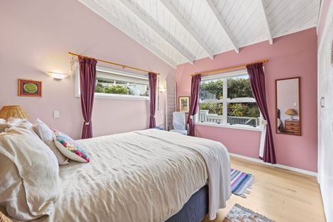 Photo of property in 13 Colmar Road, Mellons Bay, Auckland, 2014