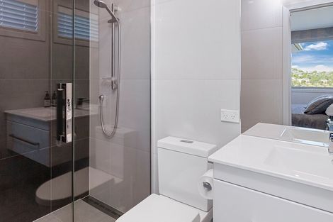 Photo of property in 66a Arran Road, Browns Bay, Auckland, 0630