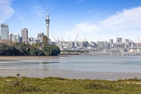 Photo of property in 3/28 Walter Street, Hauraki, Auckland, 0622