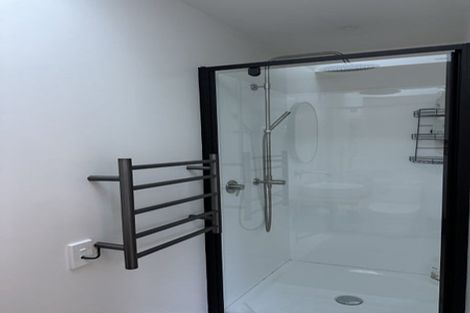 Photo of property in 10a Larch Place, Wanaka, 9305