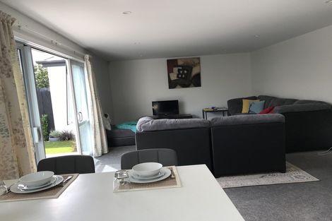 Photo of property in 2/36 Shirley Road, Richmond, Christchurch, 8013