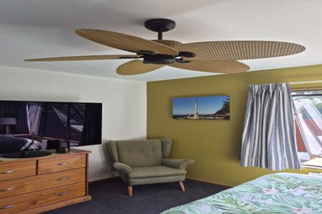 Photo of property in 1/14 Beresford Street, Bayswater, Auckland, 0622