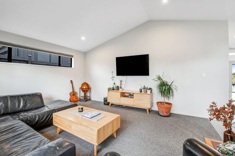 Photo of property in 34 Paparahi Place, Wainui, Silverdale, 0992