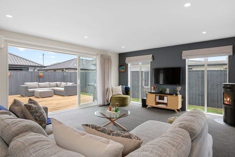 Photo of property in 16 Durells Crescent, Kaiapoi, 7630