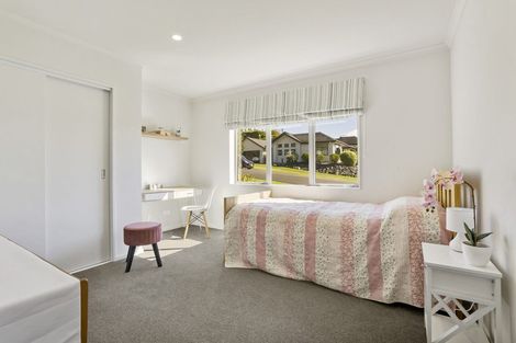 Photo of property in 47 Beachwood Drive, Hatfields Beach, Orewa, 0931